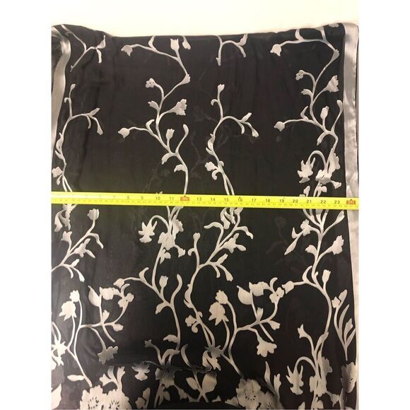 Silk-Route Women’s Black and Silver Floral and Vine Large Scarf with tassel trim - Picture 2 of 4